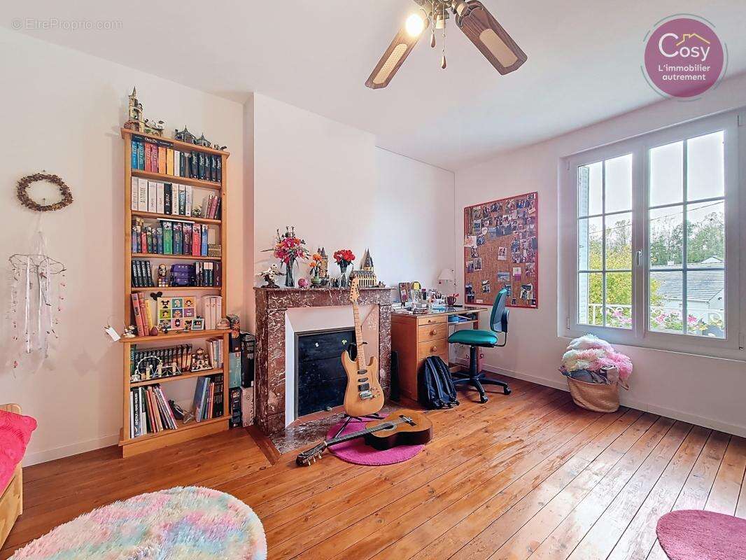 Maison à VIC-SUR-AISNE