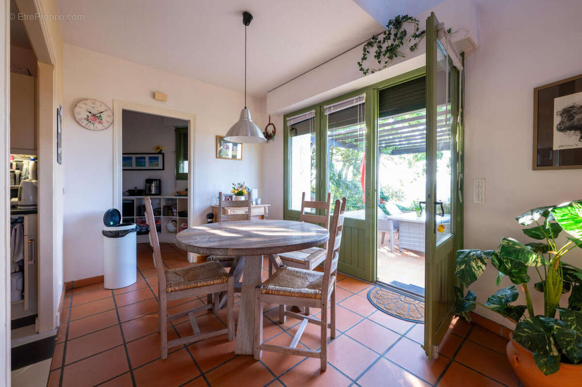 20 01 2023-1974 - Maison à ARCAMBAL