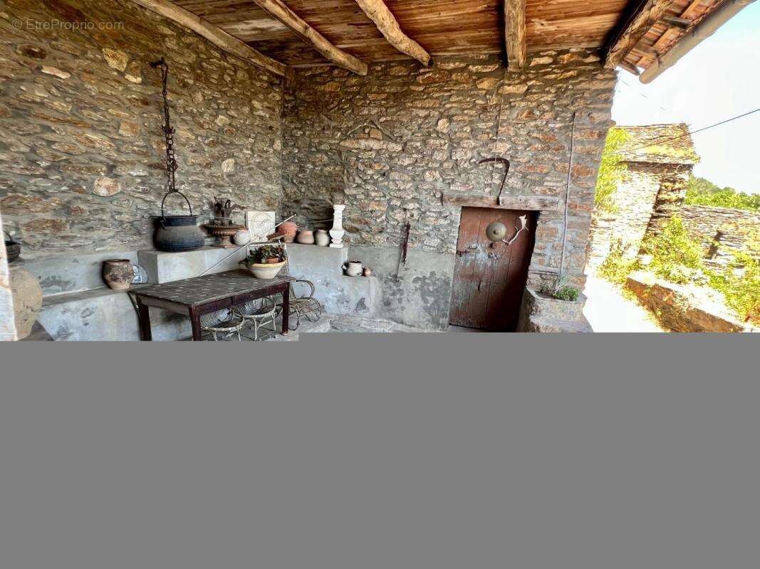 Maison à SAINT-VINCENT-D&#039;OLARGUES