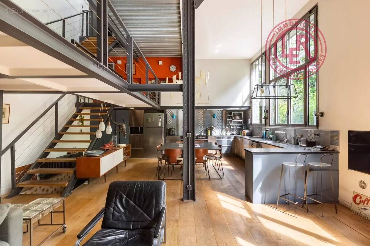 Maison à PARIS-19E