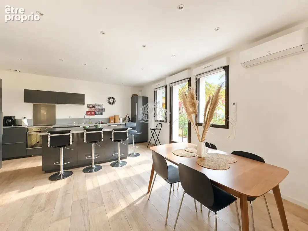 Rare a la vente - villa prestige - centre ville de sanary sur mer - photo 8