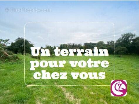 Terrain à LA ROCHE-BLANCHE