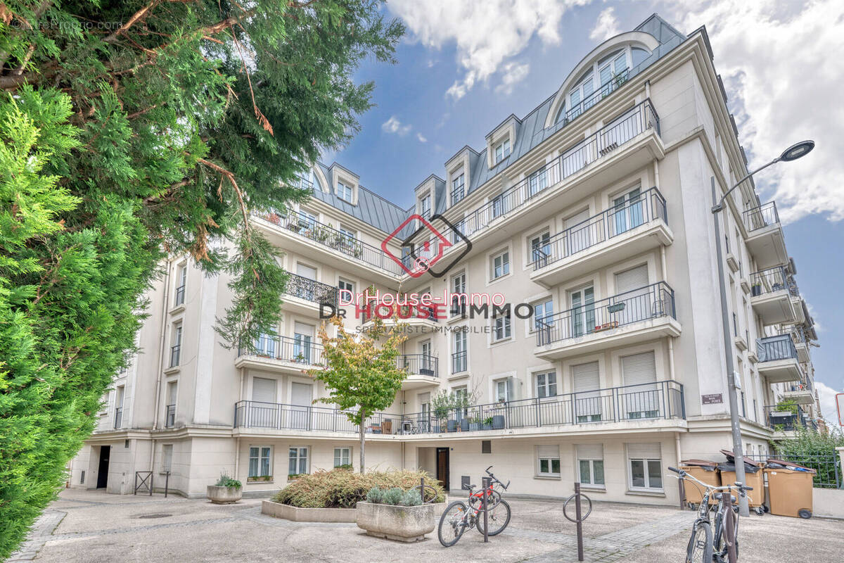 Appartement à DEUIL-LA-BARRE