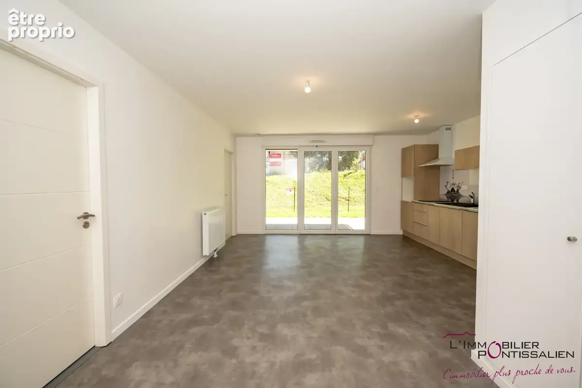 Appartement t2 proche frontiere en rez-de-jardin - photo 2