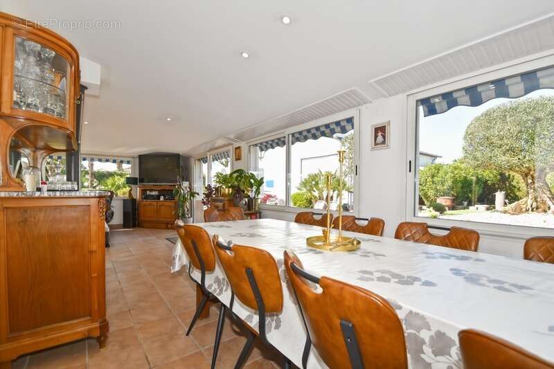 Maison à AIGREFEUILLE-D&#039;AUNIS