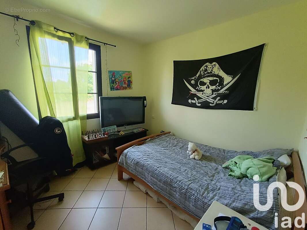 Photo 7 - Maison à SAINT-HILAIRE-DE-LUSIGNAN