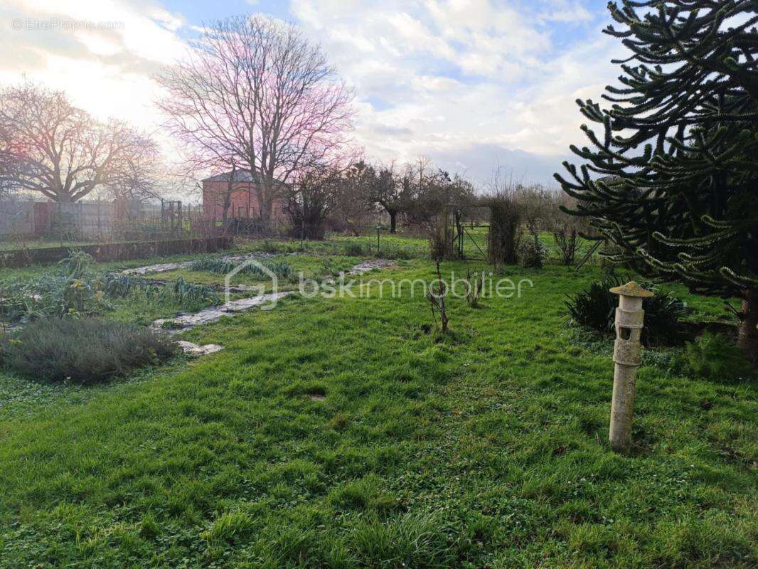 Maison à ABLAINCOURT-PRESSOIR