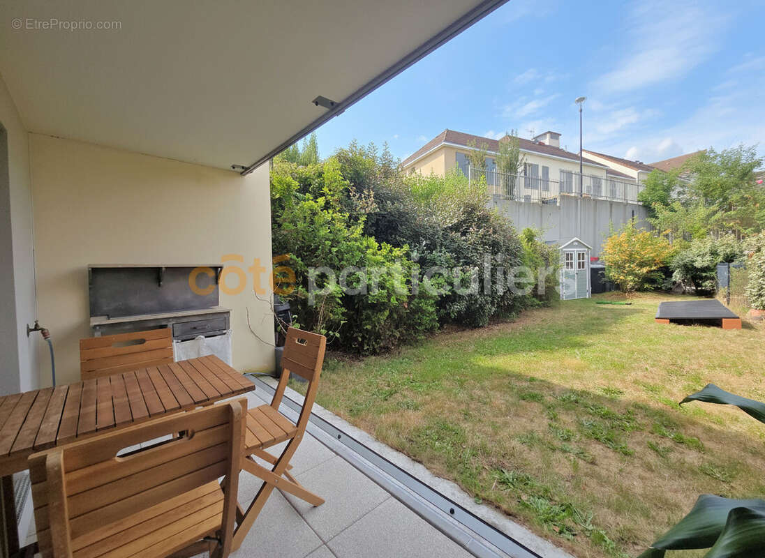 Appartement à MAREIL-MARLY