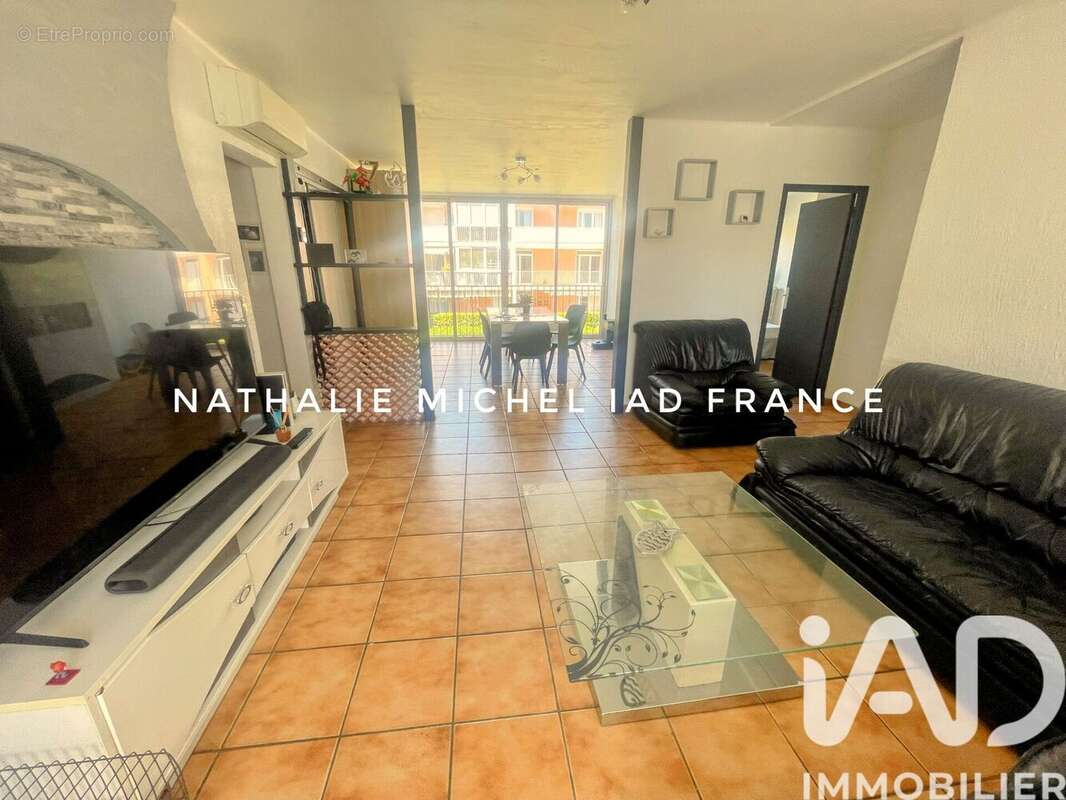 Photo 2 - Appartement à SIX-FOURS-LES-PLAGES