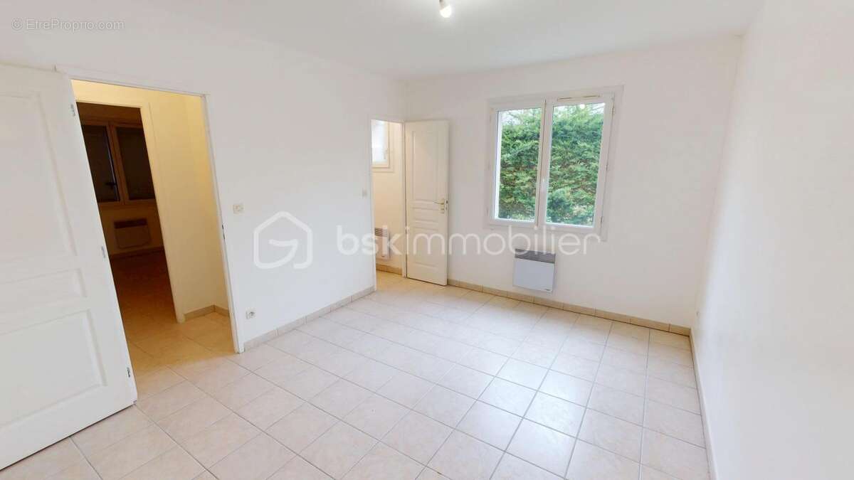 Maison à SAINT-DOULCHARD