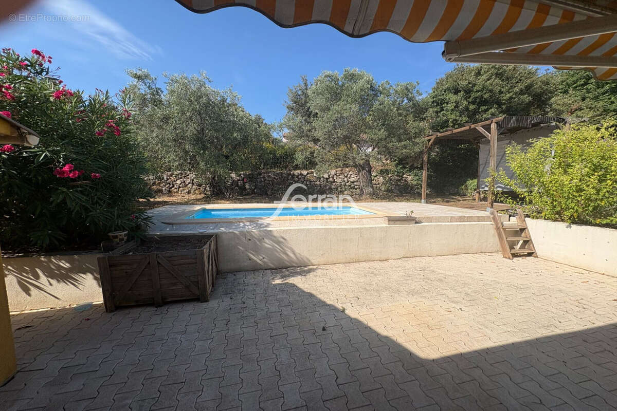 Maison 80 m² à Figanieres  - photo 7