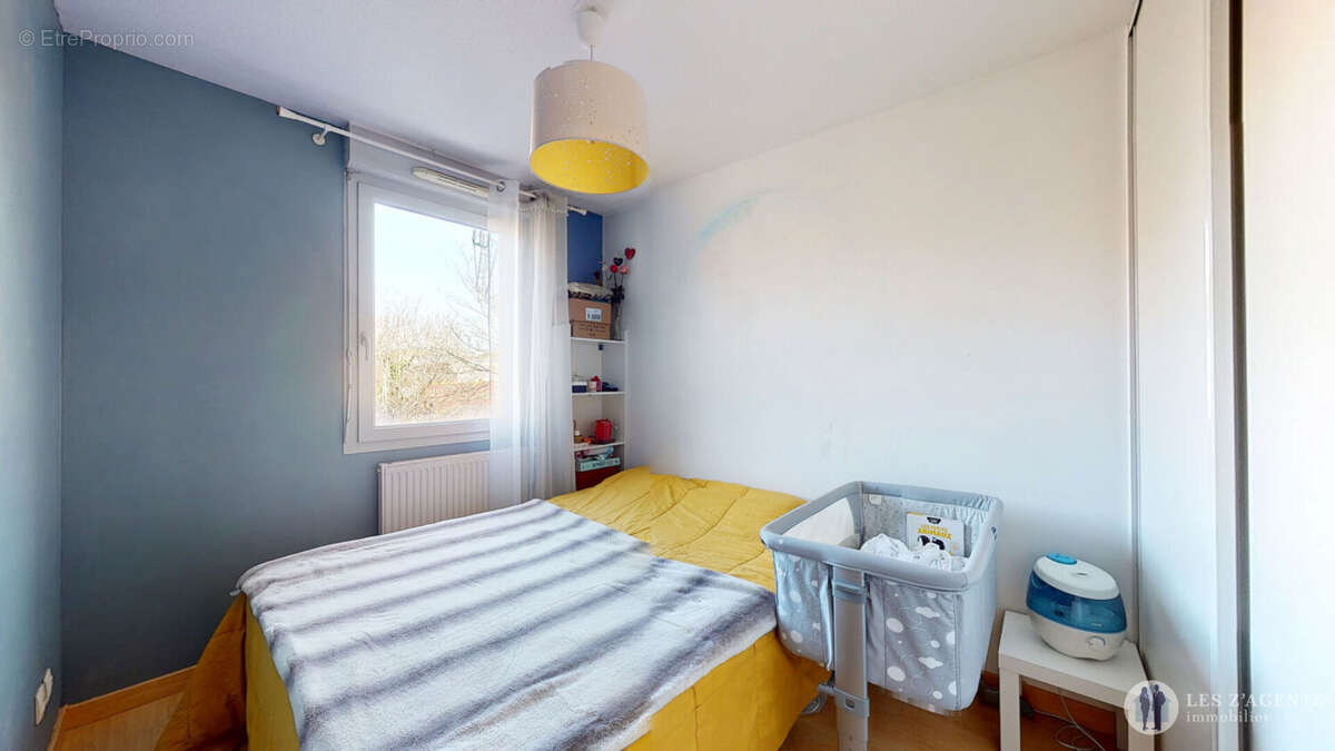 Appartement à SAINT-MARTIN-D'HERES