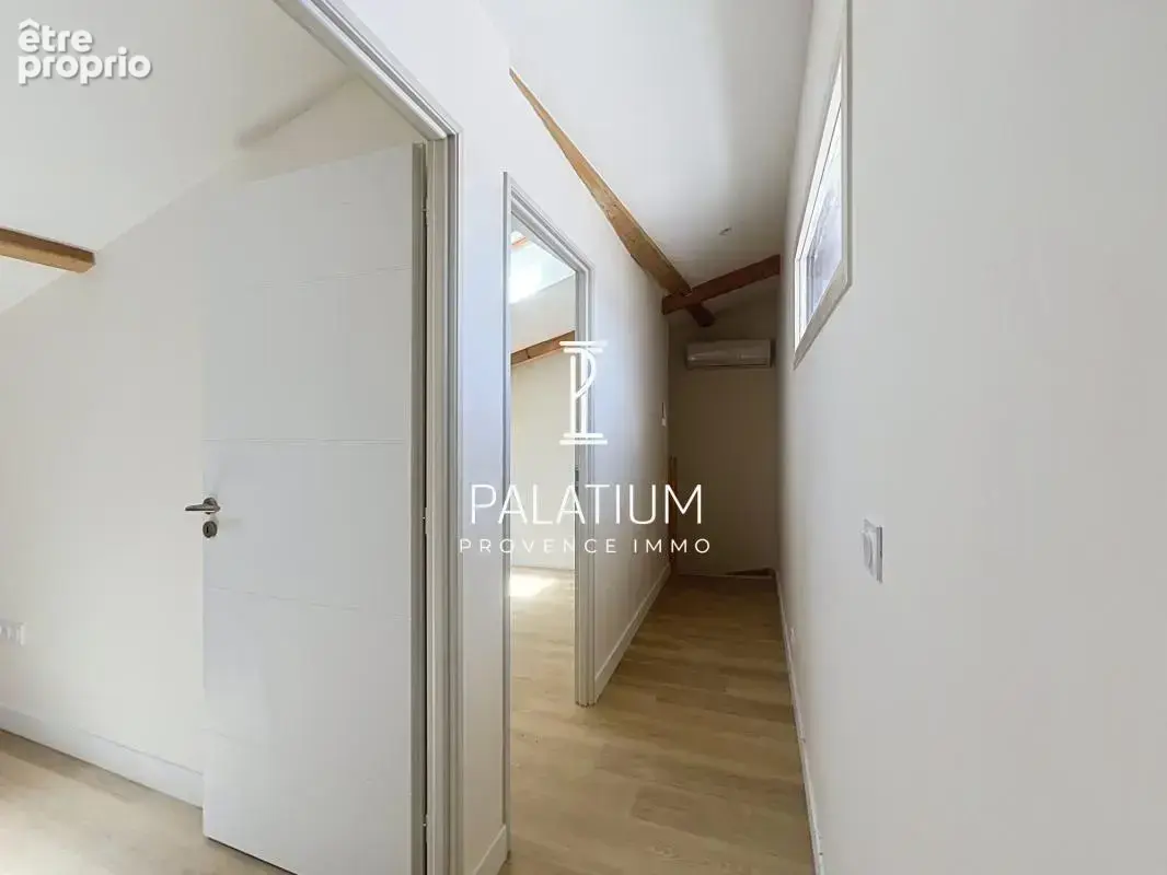 Appartement T4 de 82 m² – Cœur de Trets, résidence confidentielle - photo 12