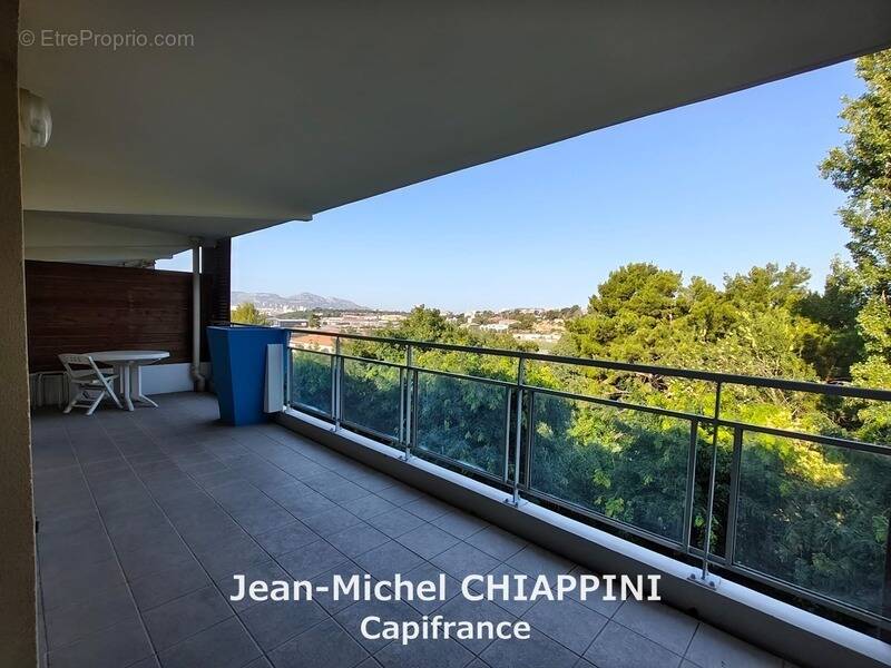 Appartement 2 pièces 44 m² · à Marseille-12e · 44 m² · 205 000 €