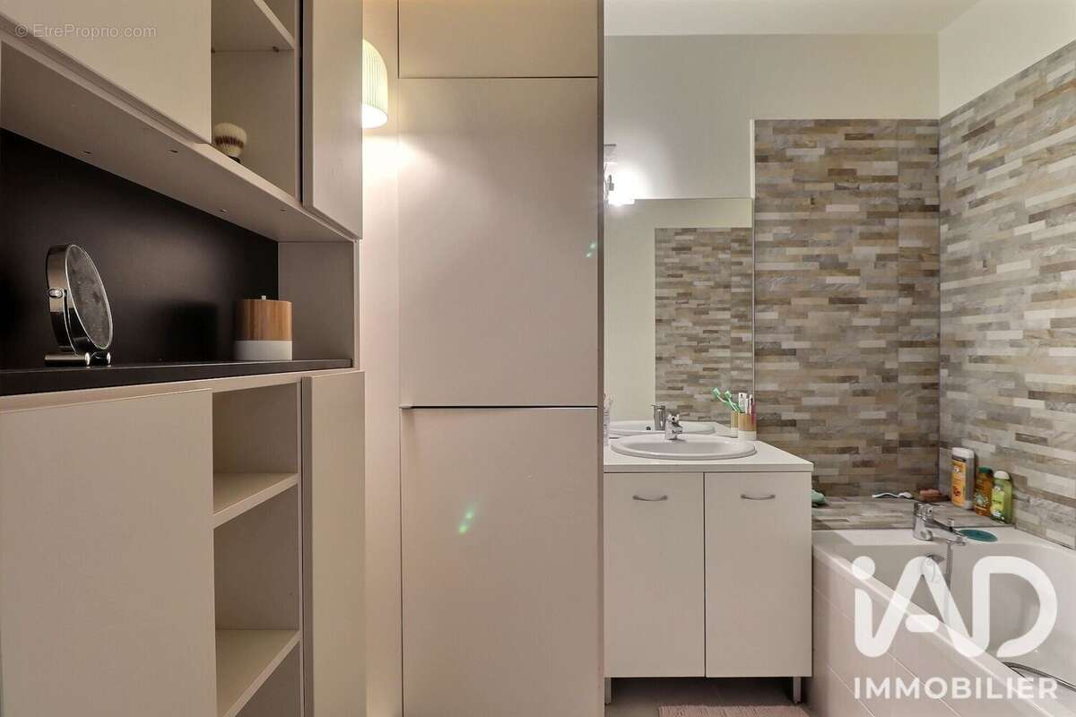 Photo 8 - Appartement à MARSEILLE-13E