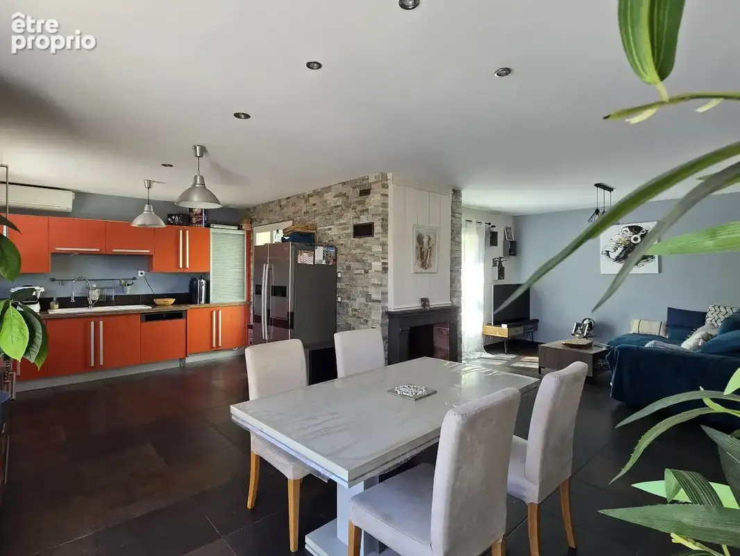 Maison de plain-pied de 122 m²  située à Poussan, sur une parcelle de 492 m². - photo 7