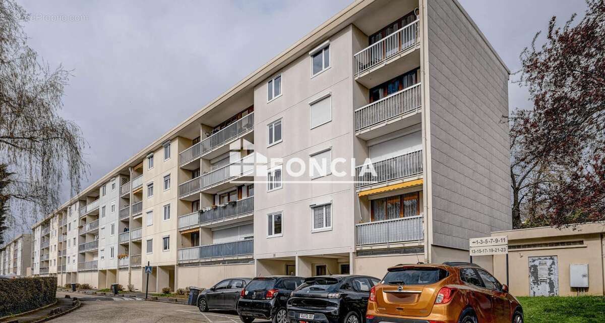 Appartement à YERRES