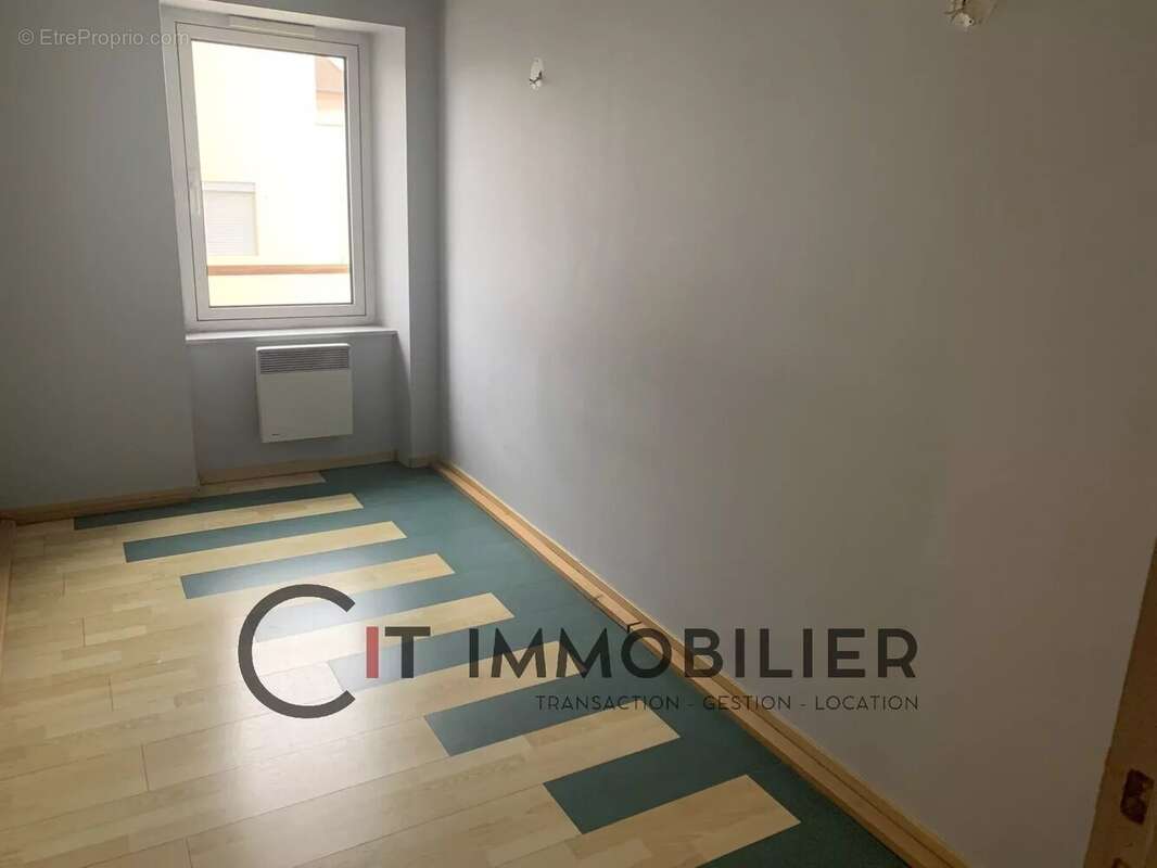 Appartement à LA TOUR-DU-PIN