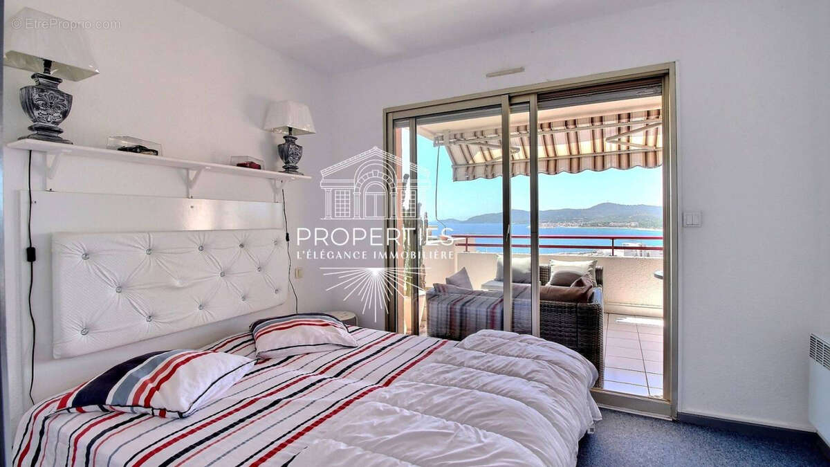 Appartement à LE LAVANDOU