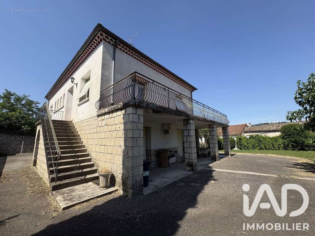 Maison 137 m² à Saint-Sernin  - photo 6