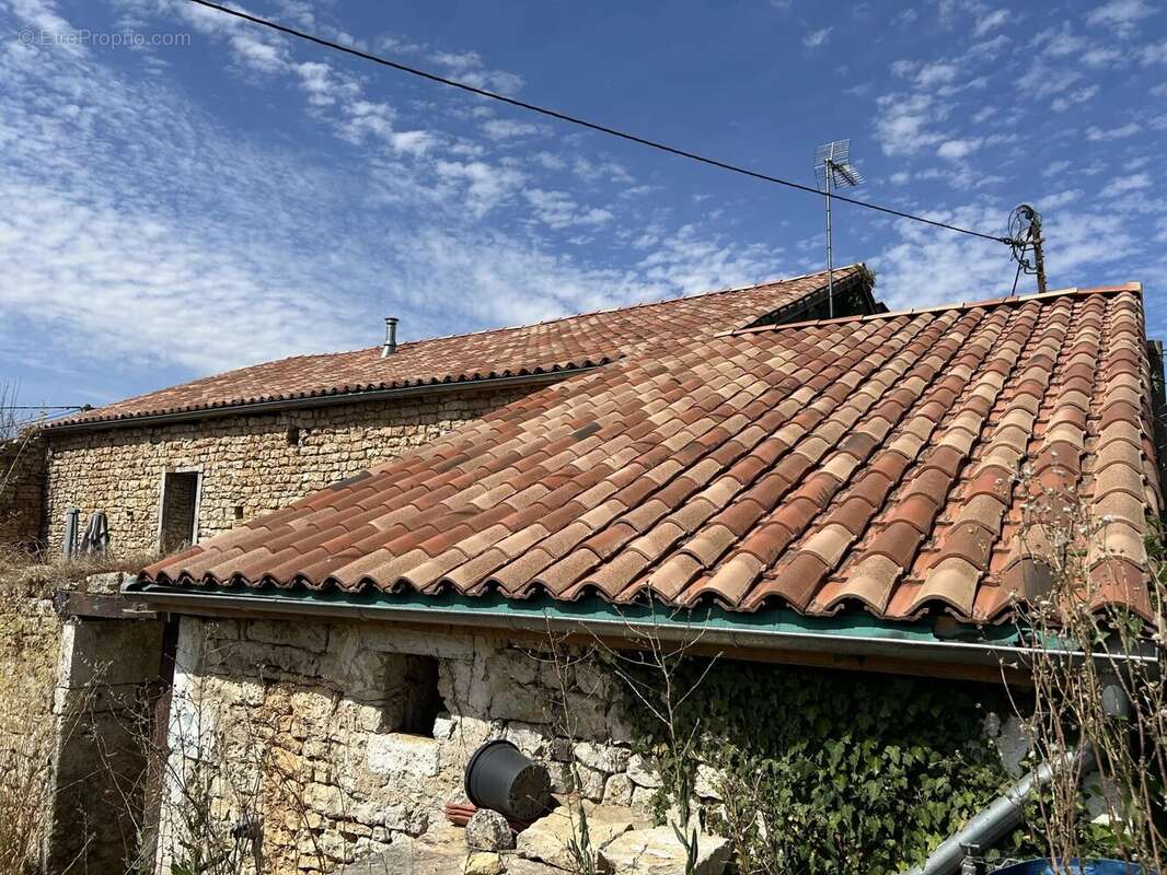 Maison à SAUZE-VAUSSAIS