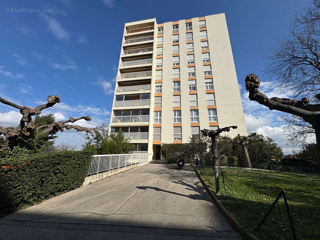 Appartement à MARSEILLE-10E