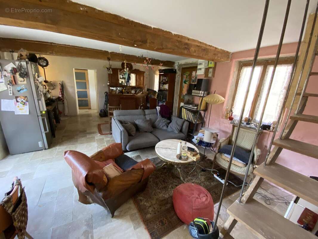 Photo 5 - Maison à GUEREINS