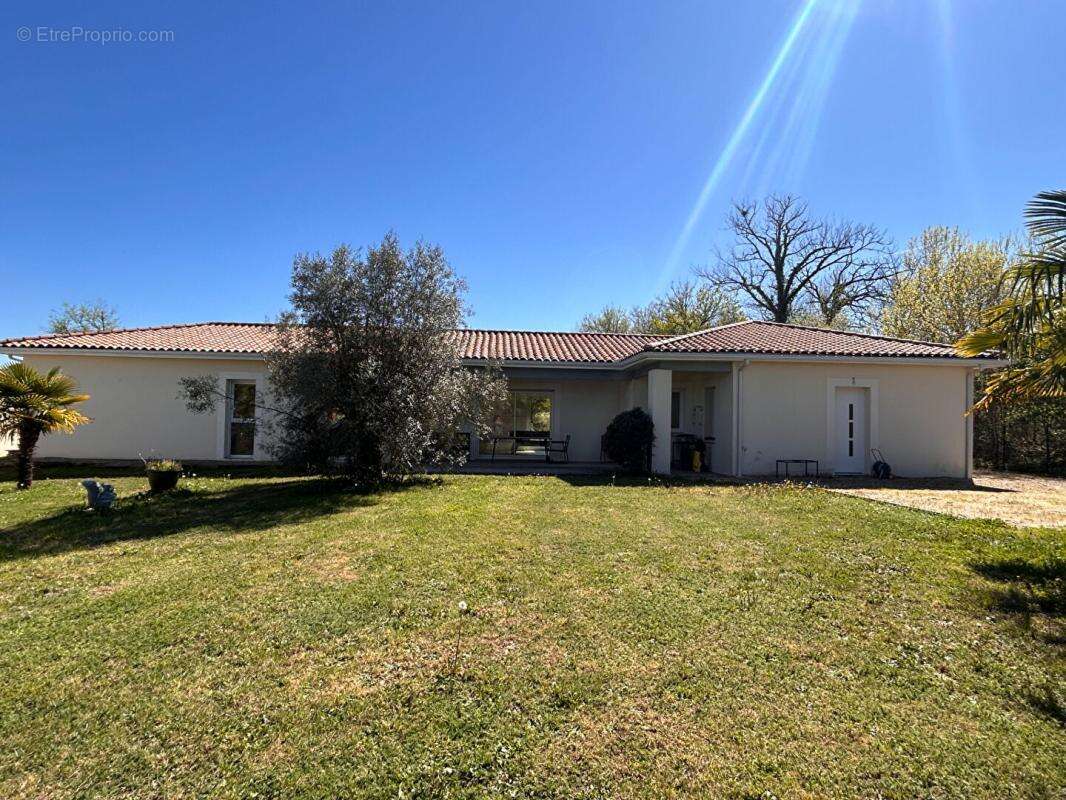 Maison à MARSAC-SUR-L'ISLE
