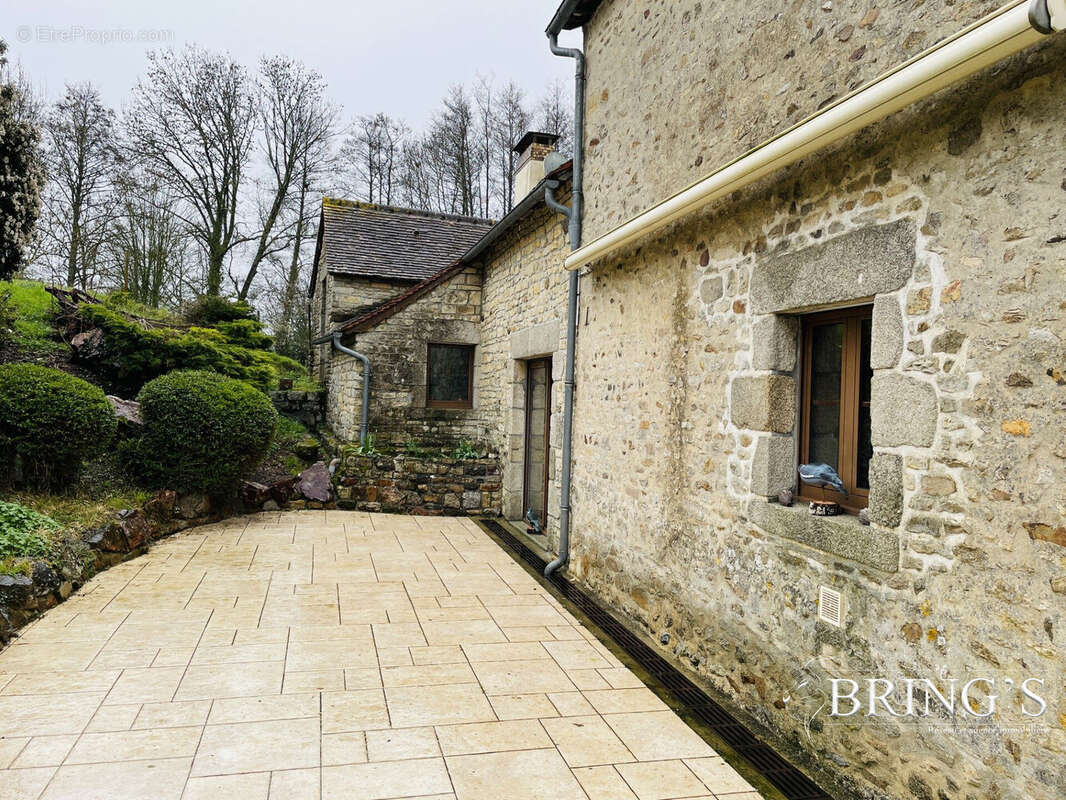 Maison à ARCONNAY