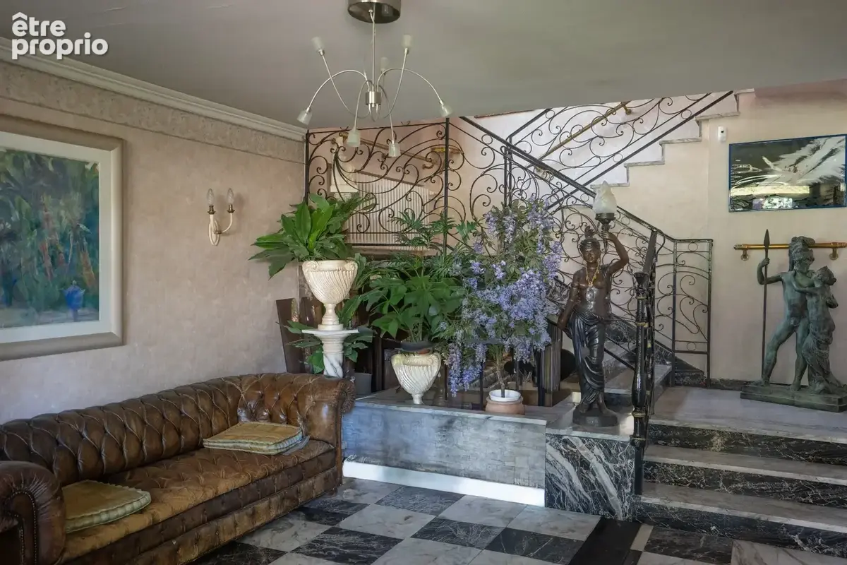 Maison à vendre 7 pièces BRON (69) - photo 4