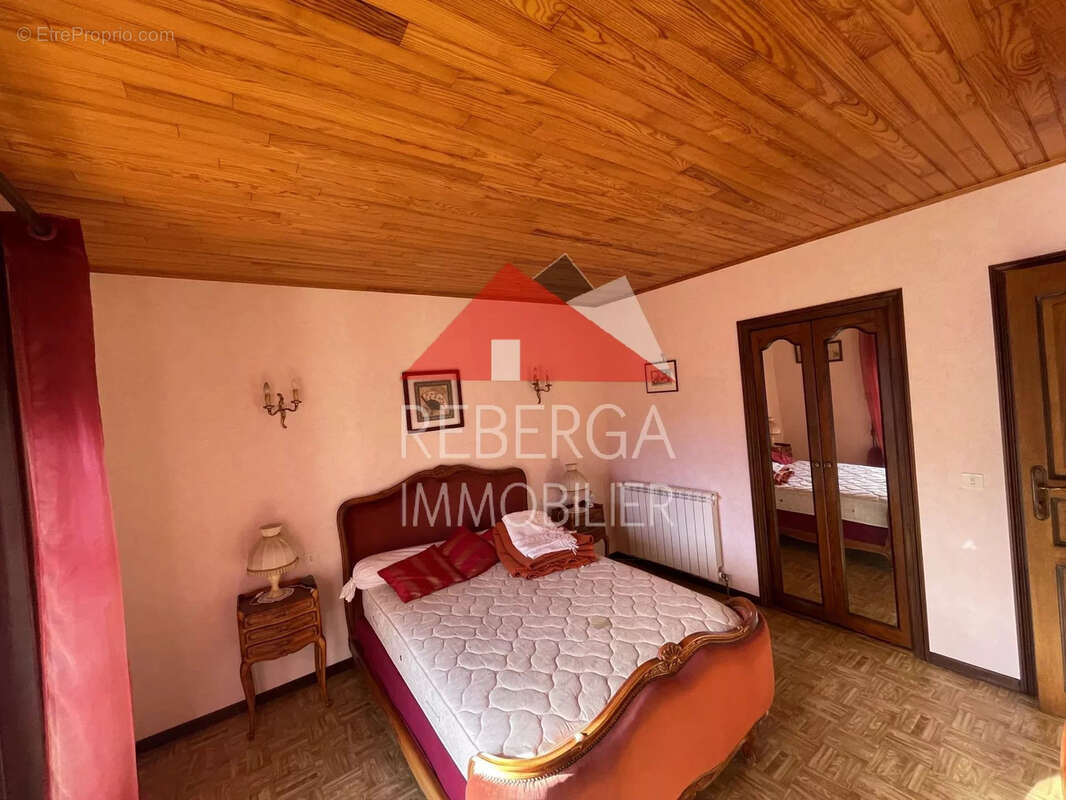 Maison à SAINT-AMANS-SOULT