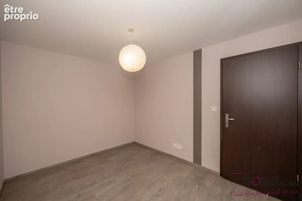 Appartement - t3 - 75m2 - centre ville - photo 15