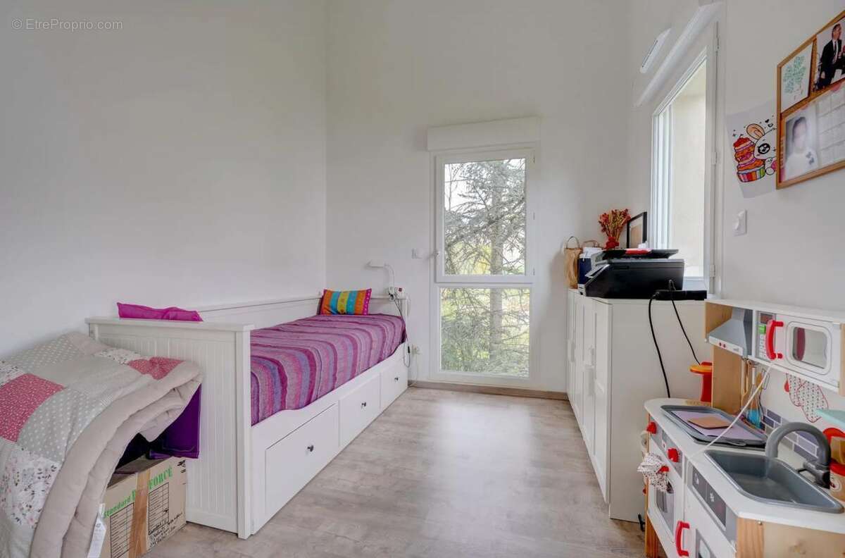 Appartement à CRAPONNE