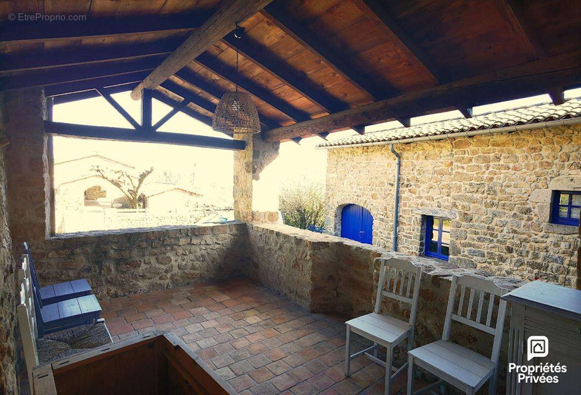 Maison en pierre Pont De Labeaume 4 pièces 100 m² - photo 4