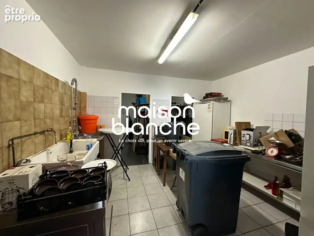 Commerce 115 m² à vendre à Rochefort (17300) - photo 9