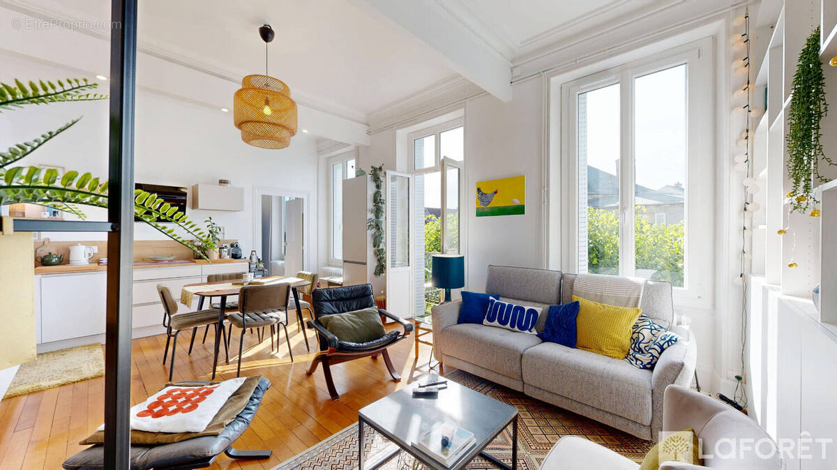 Appartement à MOULINS
