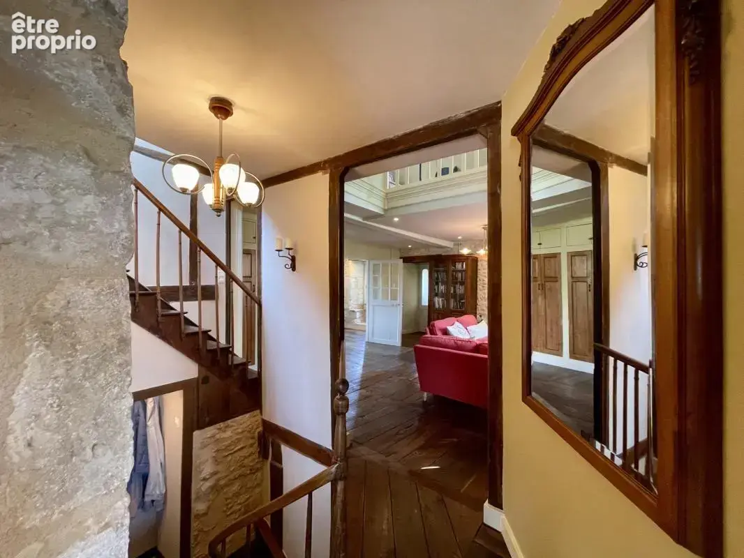 Maison Médiévale avec Tour, Caves et Puits - 4 chambres, cou - photo 14