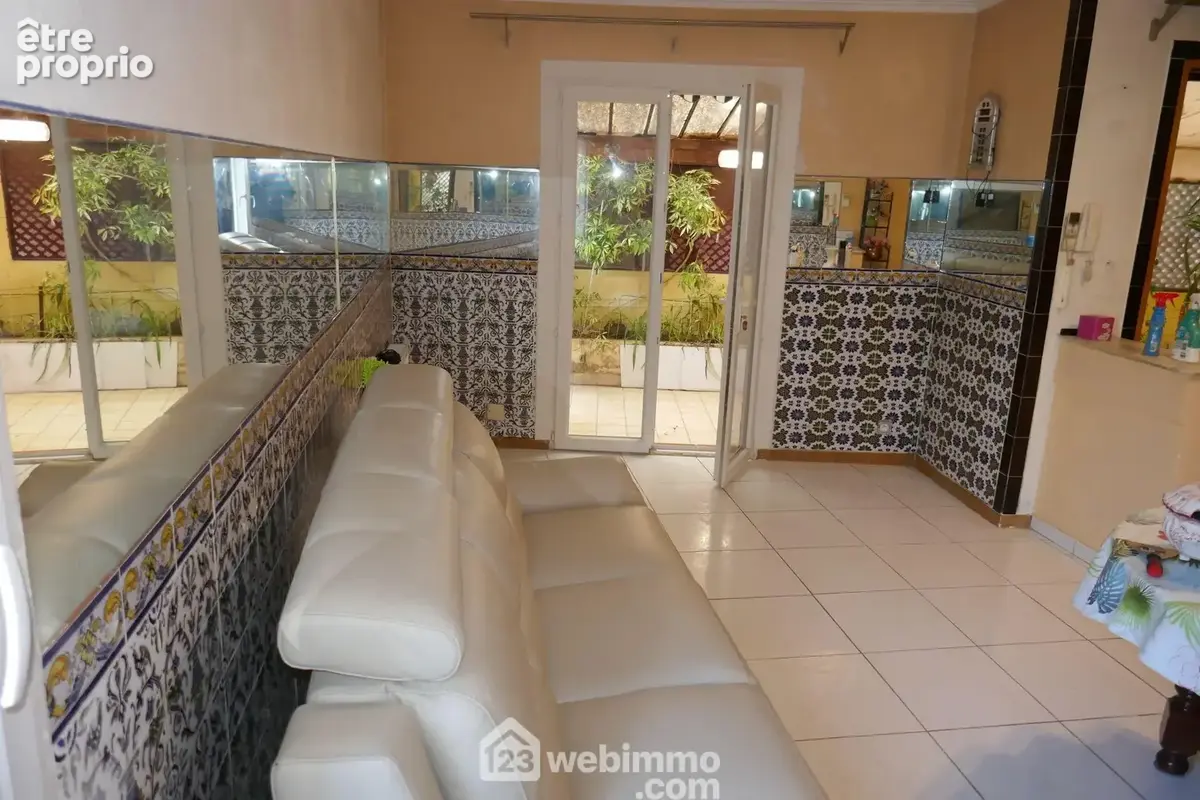 Habitation principale RDC vue 2 : Pièce de vie 28,51m²
