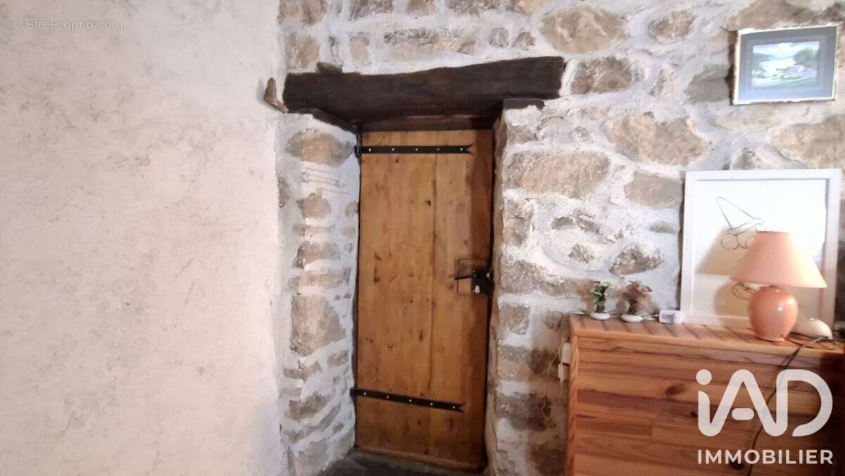 Maison 151 m² à Ardoix  - photo 4