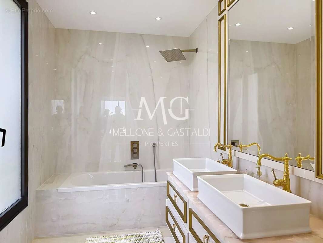 Cannes oxford – 4 pièces d’exception de 157 m² – terrasses, vue mer, 3 garages – résidence de prestige - photo 12