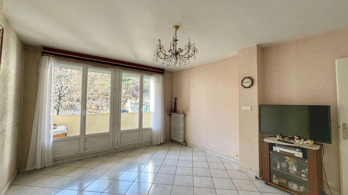 Appartement à VOIRON