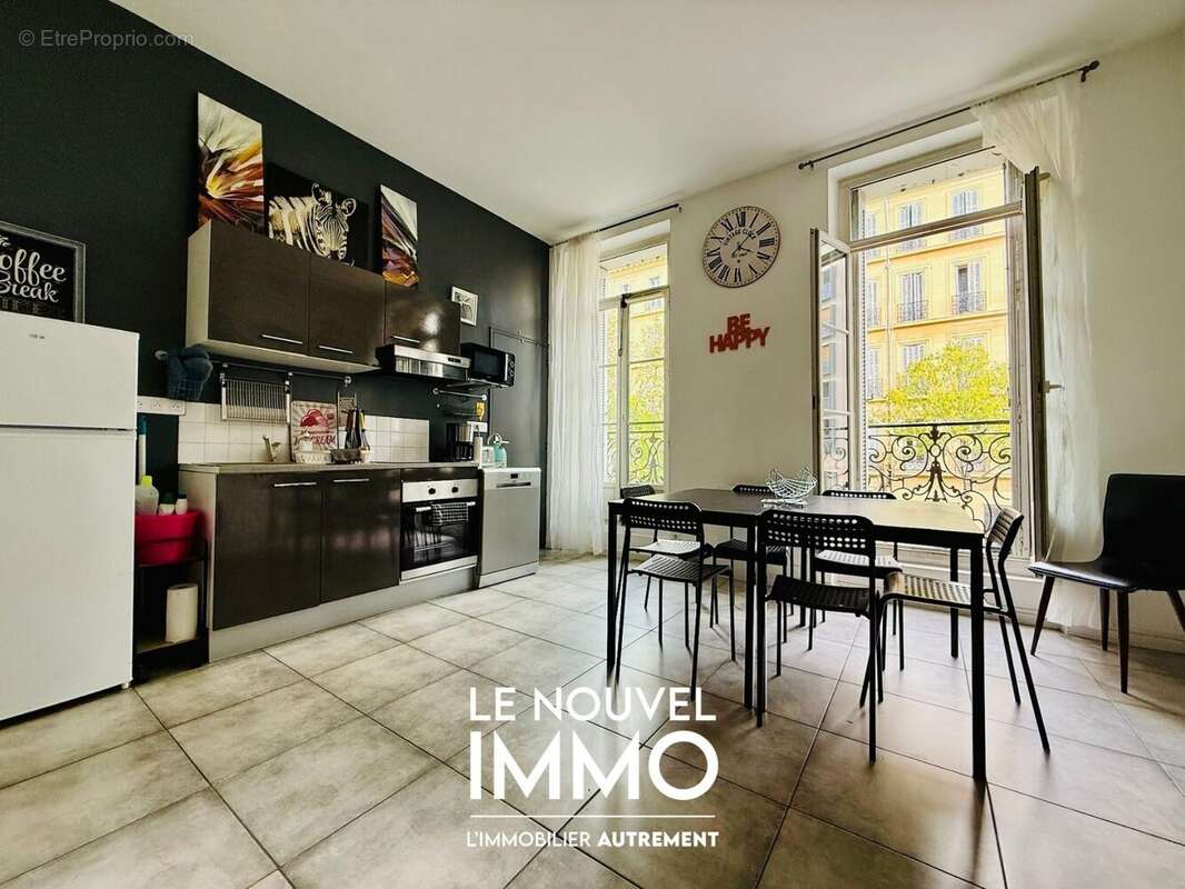 Appartement à MARSEILLE-2E