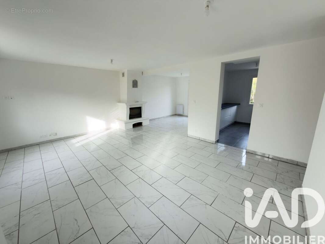 Photo 5 - Maison à DONNEMARIE-DONTILLY