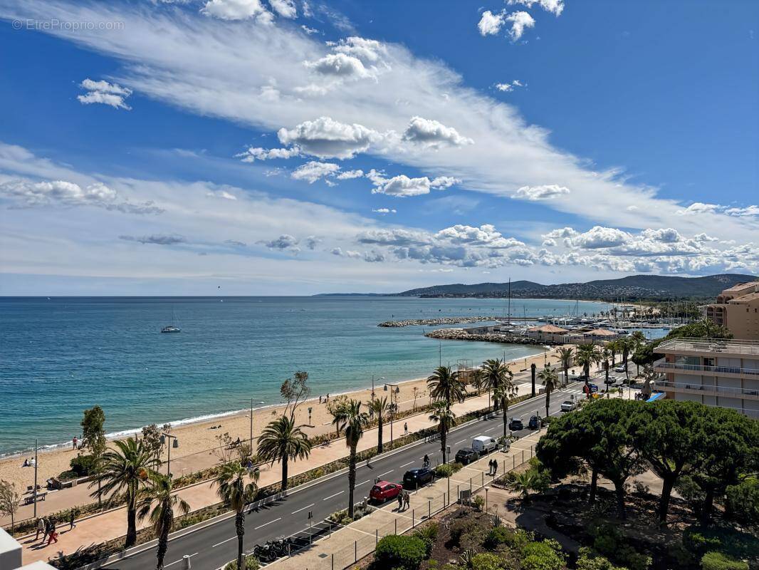 Appartement à FREJUS