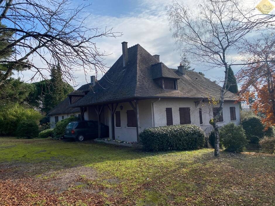 Maison à YZEURES-SUR-CREUSE
