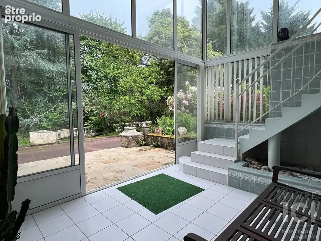 EXCLUSIVITÉ :  Propriété au coeur de Sautron - photo 4