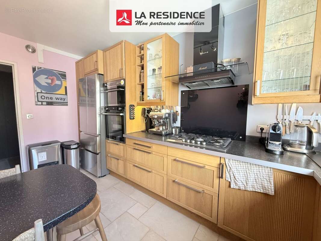 Appartement 79 m² à Velizy-Villacoublay  - photo 6