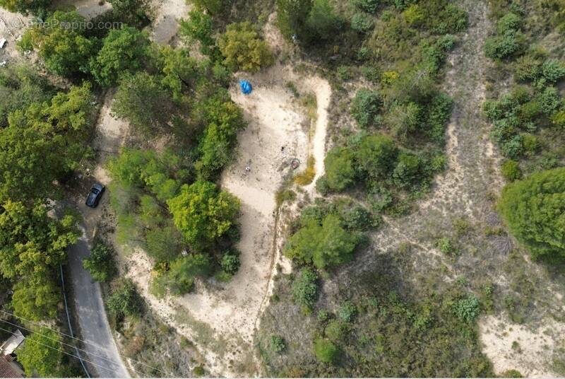 Terrain à BRAS-D&#039;ASSE