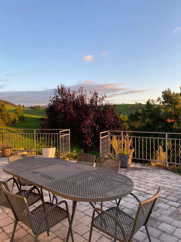 Maison à LA CHAPELLE-D'AUREC