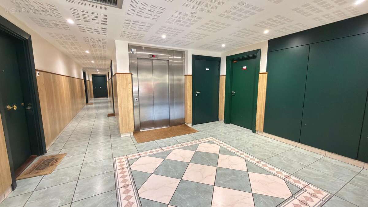 Appartement à NEUILLY-PLAISANCE